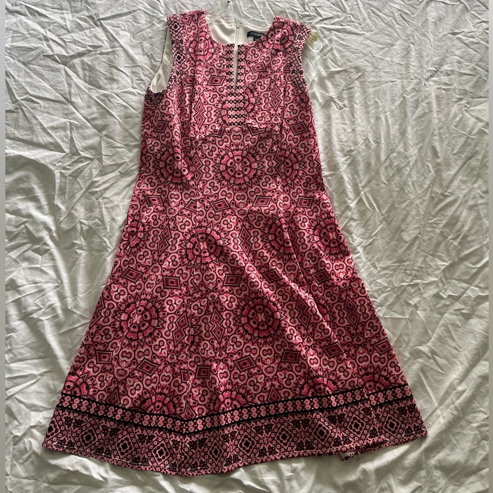 Roz & Ali Dress